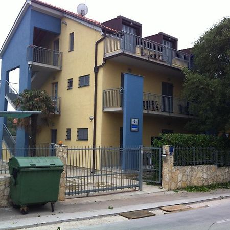 Apartments Villa Adriatica Biograd Na Moru Exterior foto