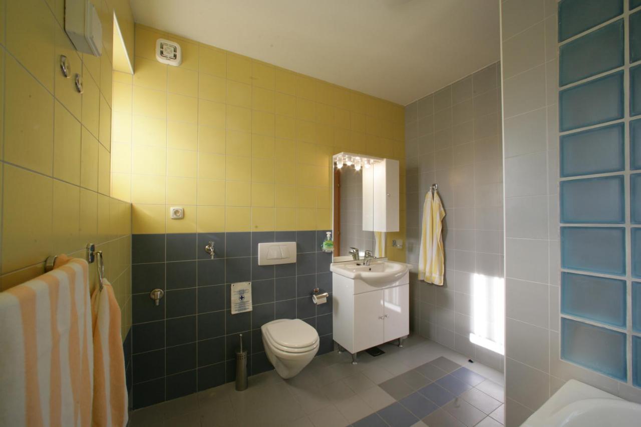 Apartments Villa Adriatica Biograd Na Moru Exterior foto