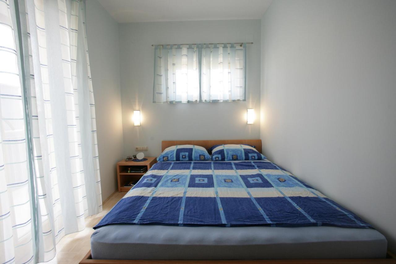Apartments Villa Adriatica Biograd Na Moru Exterior foto